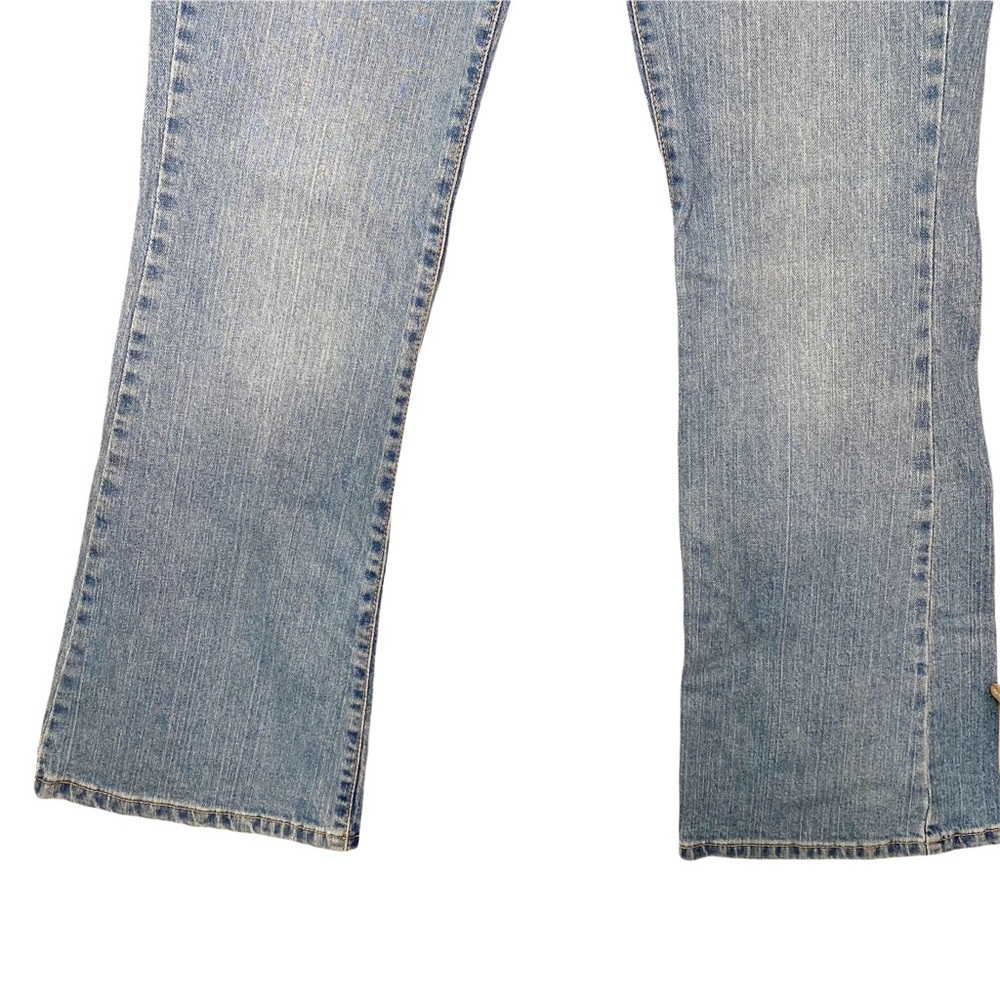 COPY - Levi’s Too Super Low Flare Jeans Women’s 9M - Picture 5 of 6